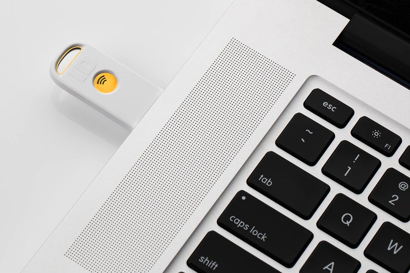 Identiv uTrust FIDO2 NFC+ Security Key USB-A (FIDO2, U2F, PIV, HOTP, WebAuth) - Image 4