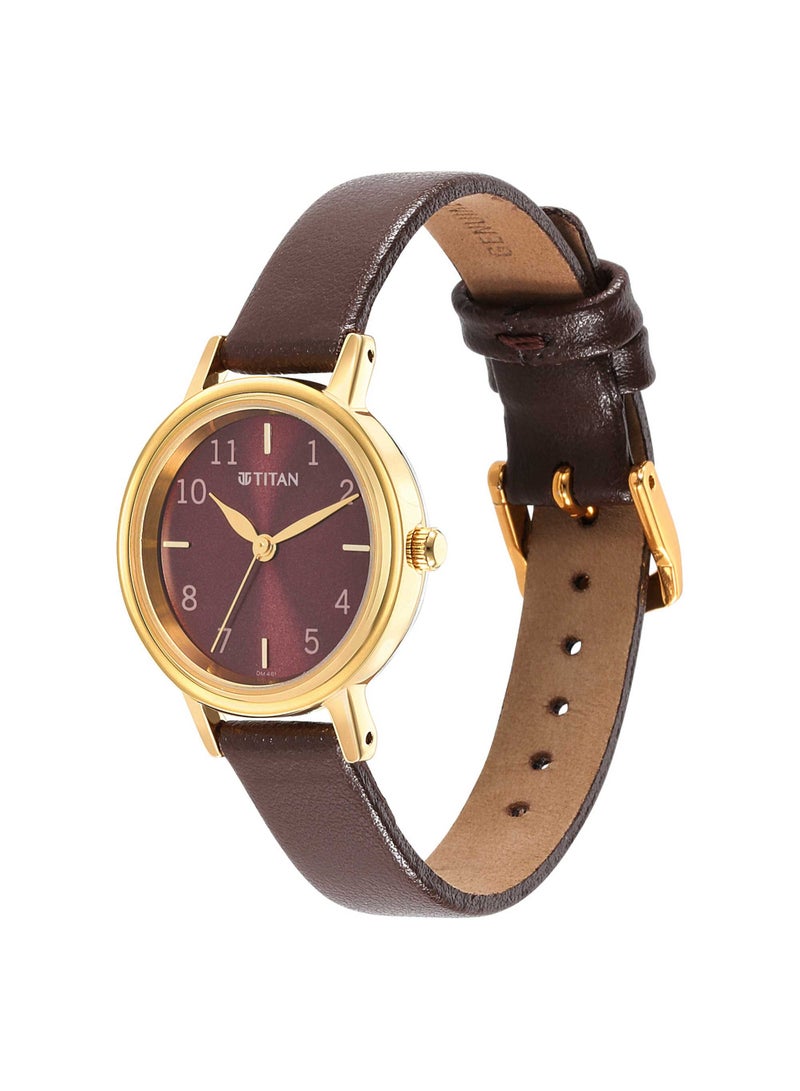 TITAN ساعة كاجوال نسائية بقرص بني تناظري - Image 3