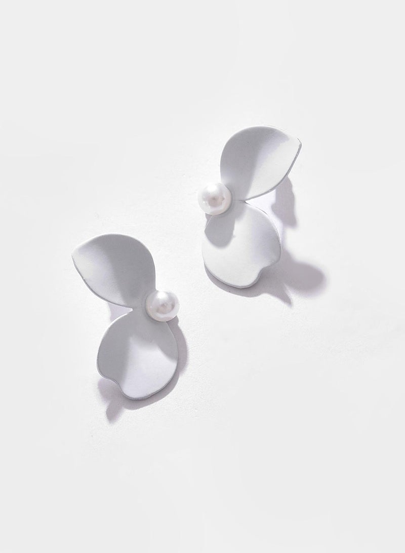 SOHI Petal Artificial Stud Earring Jewellery - Image 3