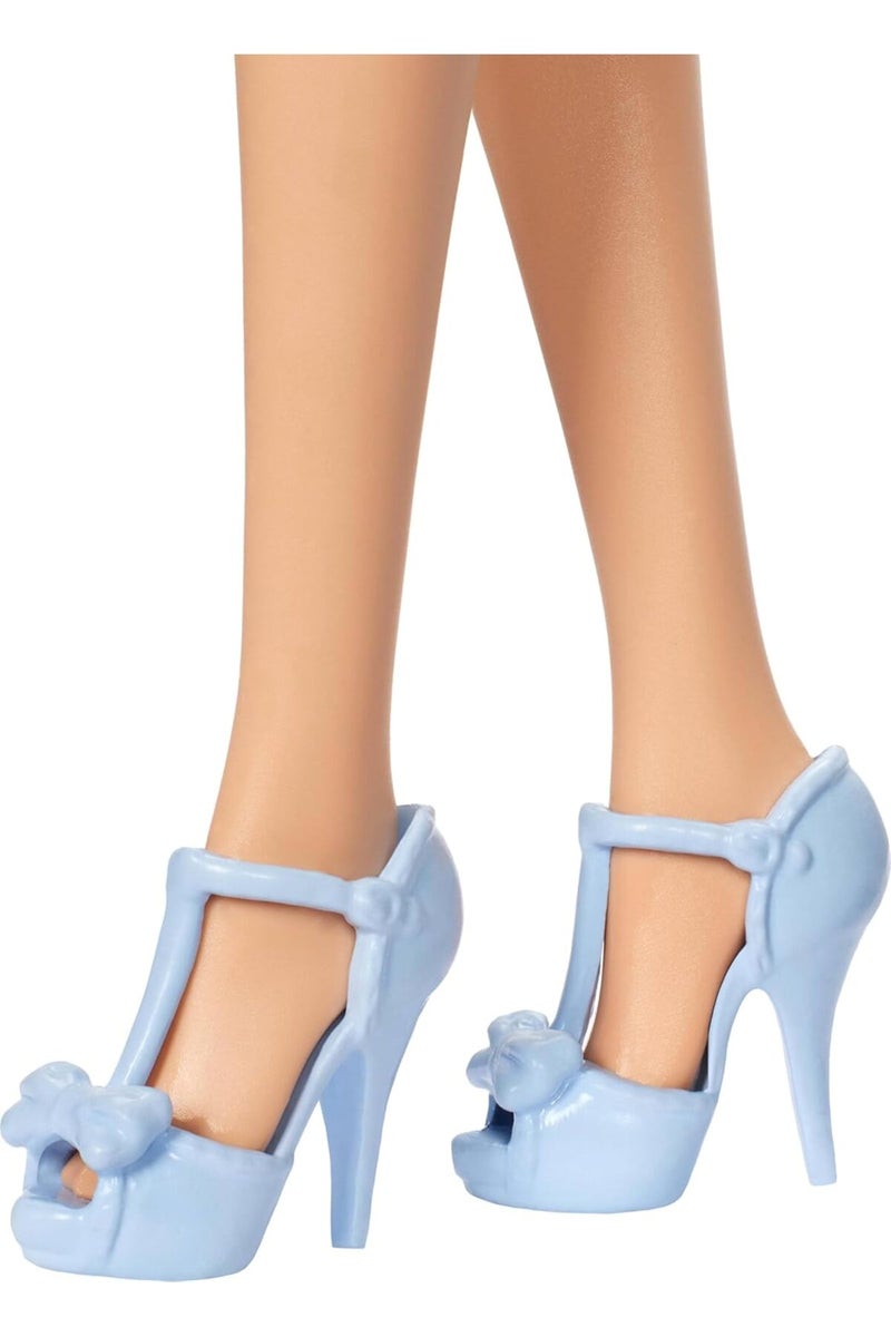 Barbie ® Fashionistas® Doll - Blue Bows - Image 3