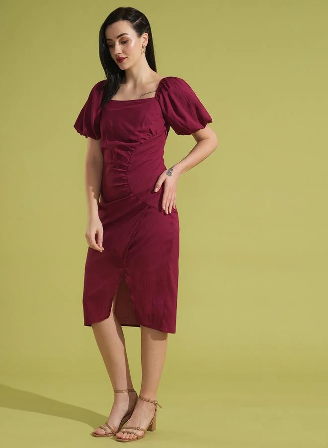 globus Globus Solid Gathered Square Neck Puff Sleeves Midi Dress