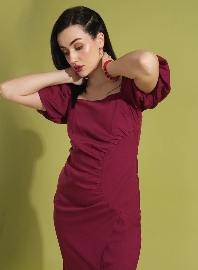 globus Globus Solid Gathered Square Neck Puff Sleeves Midi Dress