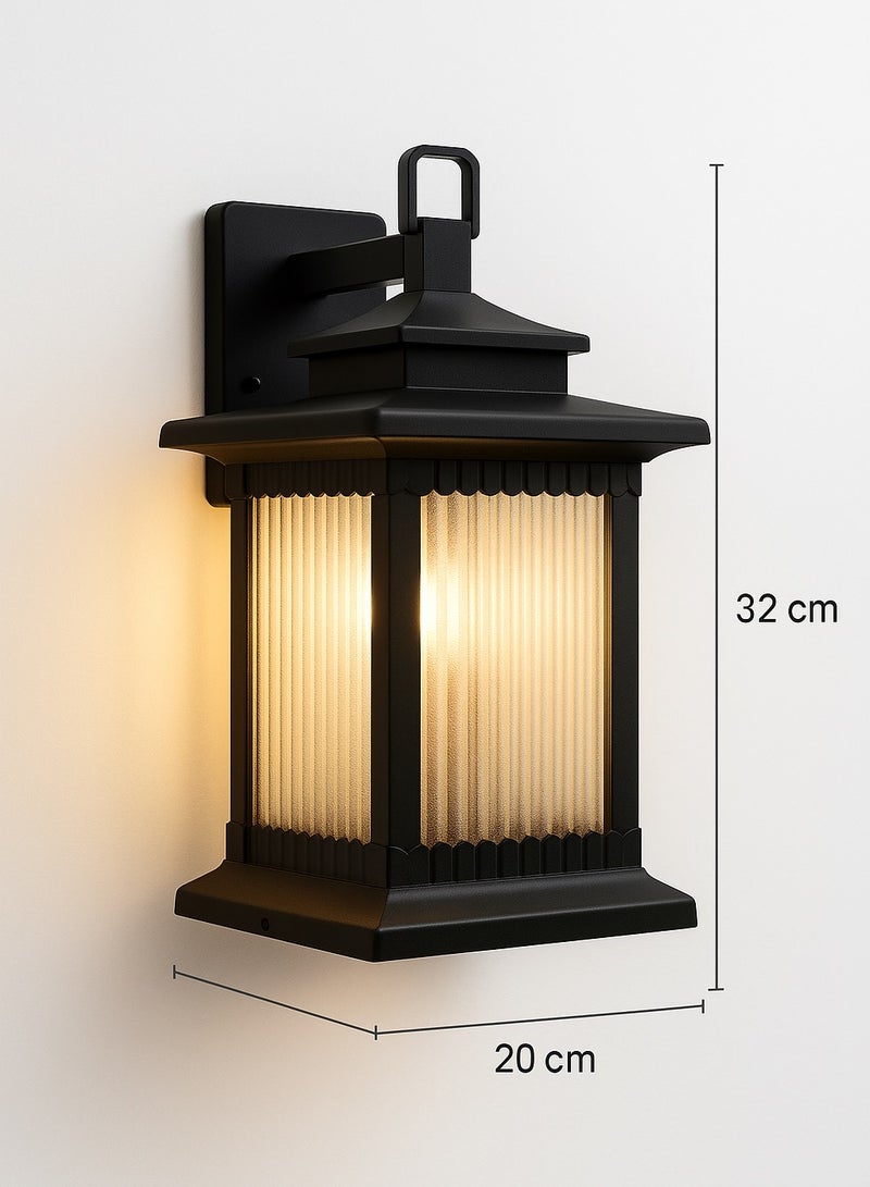 Classic Outdoor Wall Lantern – E27 Bulb Base – Weather Resistant Design - Image 3