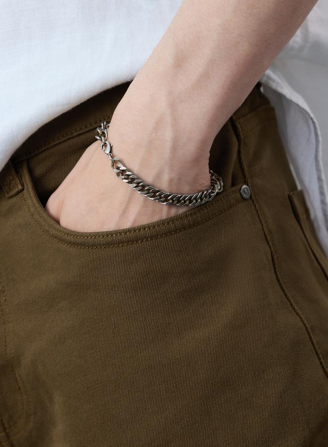 ذا سوليد ستور شورت دنيم سادة بطول الركبة - Image 4