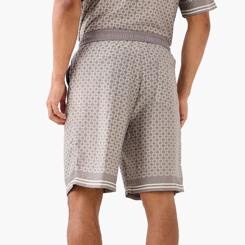 Emperor Emperor Printed Shorts with Drawstring Closure and Pockets