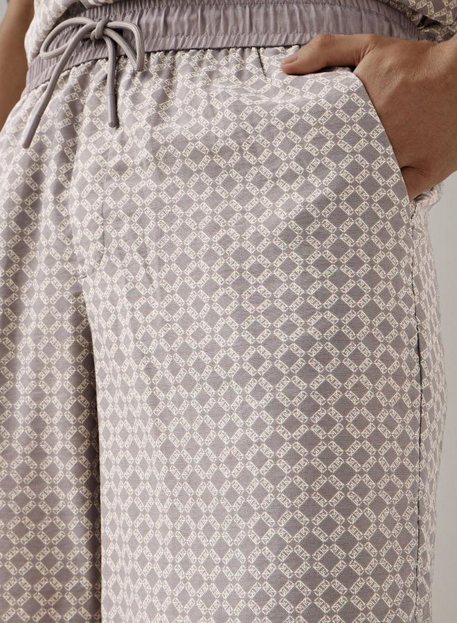 Emperor Printed Flexi Waist Shorts with Pockets - Image 4