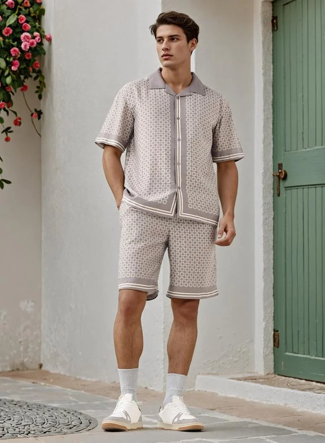 Emperor Emperor Printed Flexi Waist Shorts with Pockets