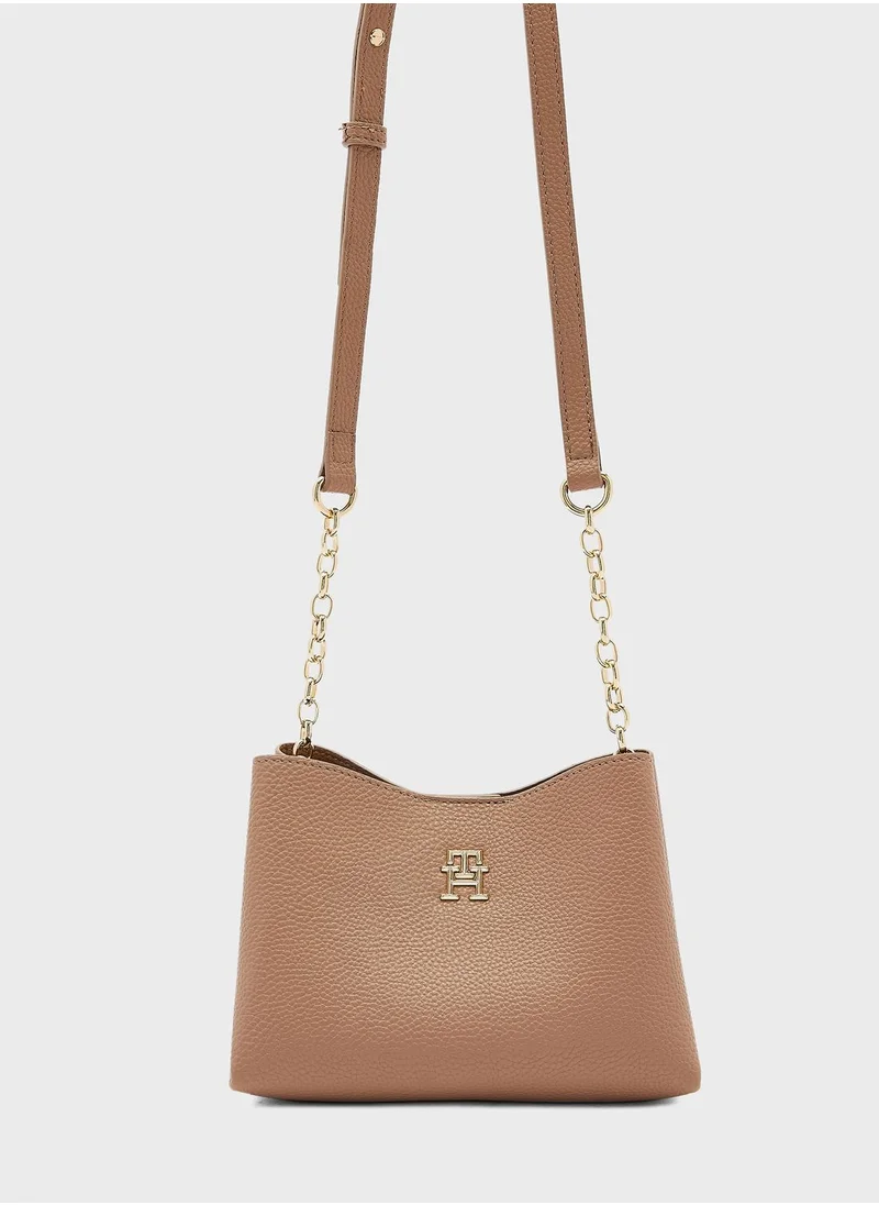 TOMMY HILFIGER Emblem Chain Detailed Crossbody Bag