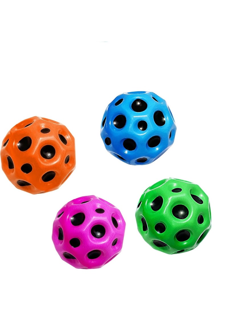 كرة القمر، كرة الفضاء، أربعة ألوان: أزرق، أخضر، برتقالي، وردي