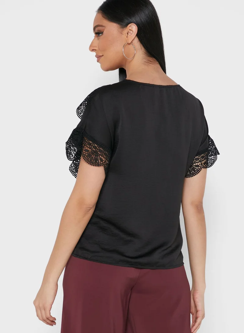 VERO MODA Crew Neck Lace Trim Top