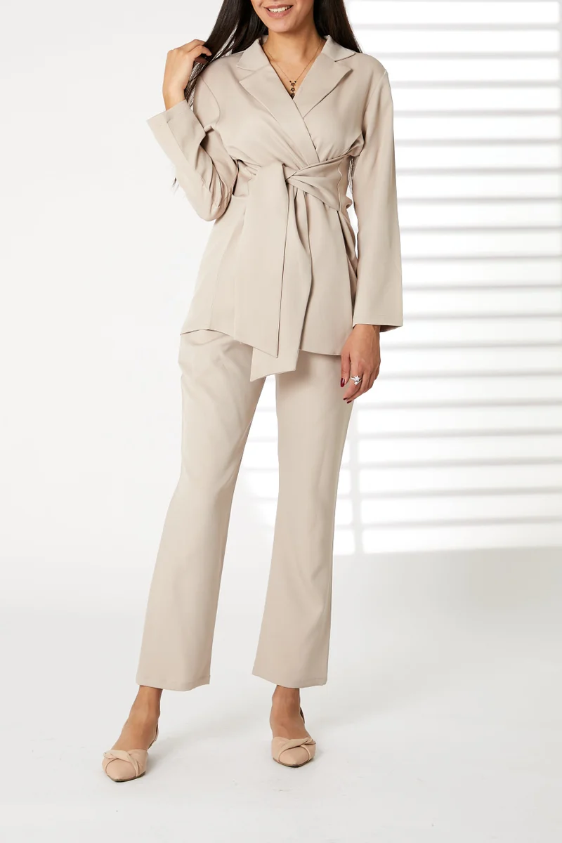 Moistreet Tie Detailed Blazer And Pants Set