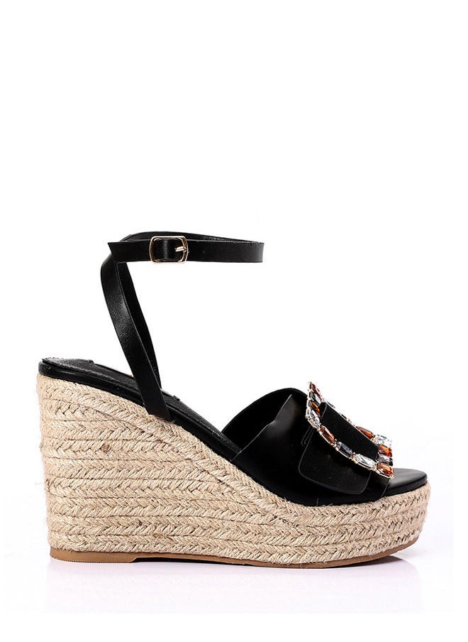 DejaVu - Fashionable Heeled Shoe - Image 1