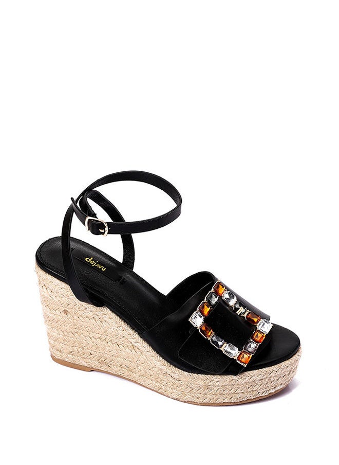 DejaVu - Fashionable Heeled Shoe - Image 1