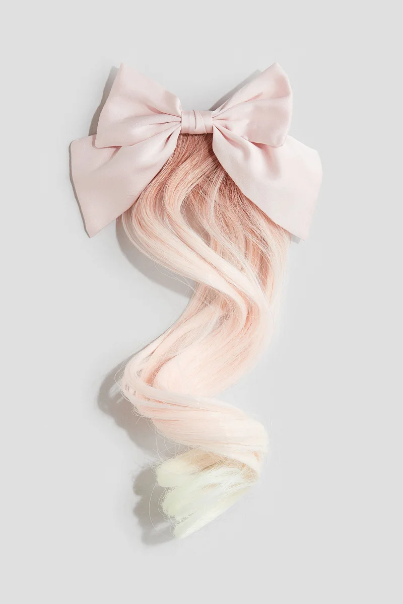 H&M Hair clip with hair extensions