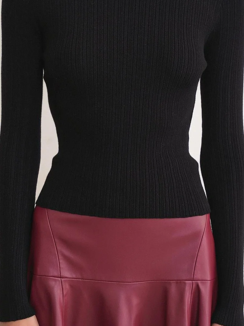 MixRay Black Mixray Soft Textured Ribbed Fitted Top for Women | Best Price UAE