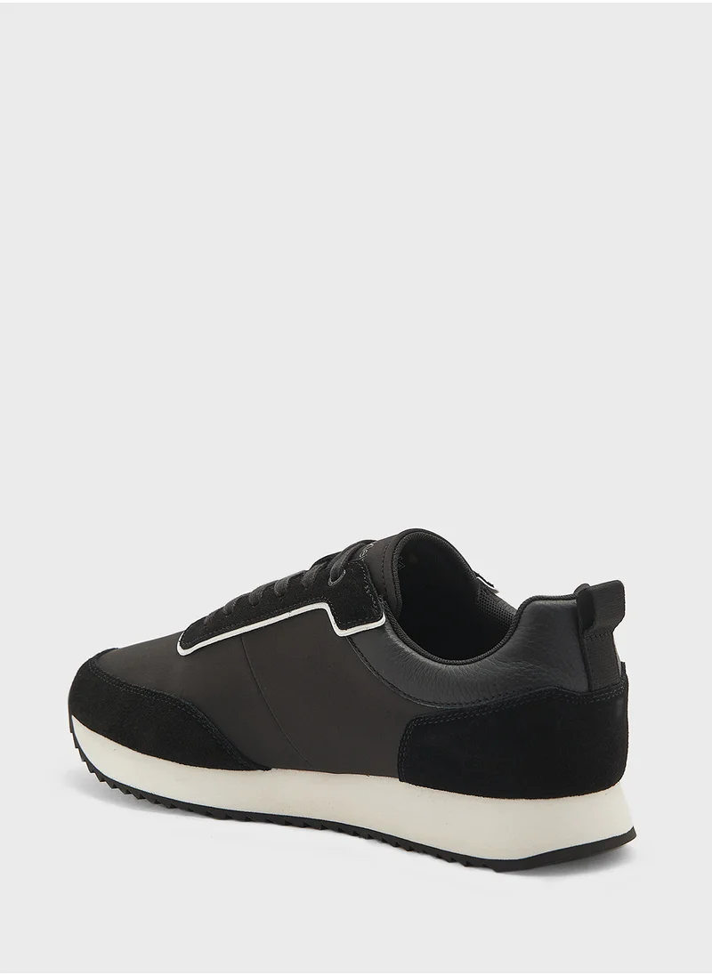 كالفن كلاين Casual Low-Top Sneakers