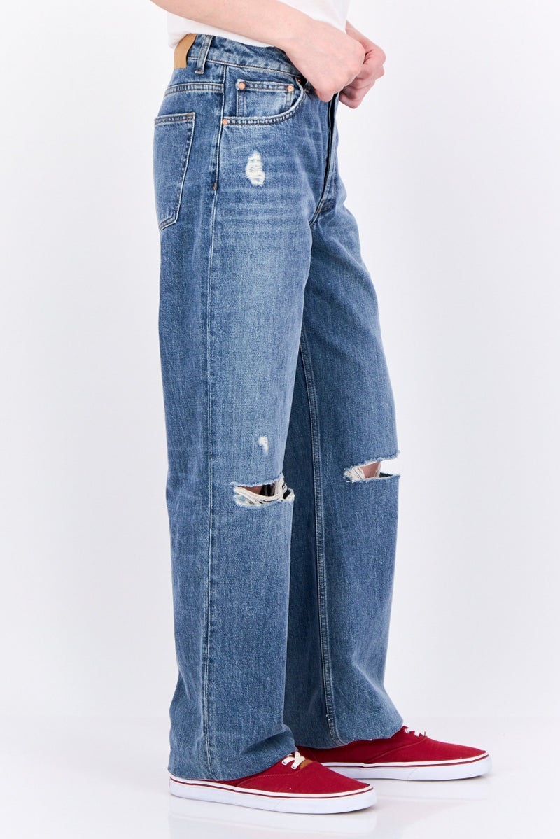 GANT Men Relaxed Fit Washed No Stretch Straight Leg Jeans, Mid Blue Wash - Image 4