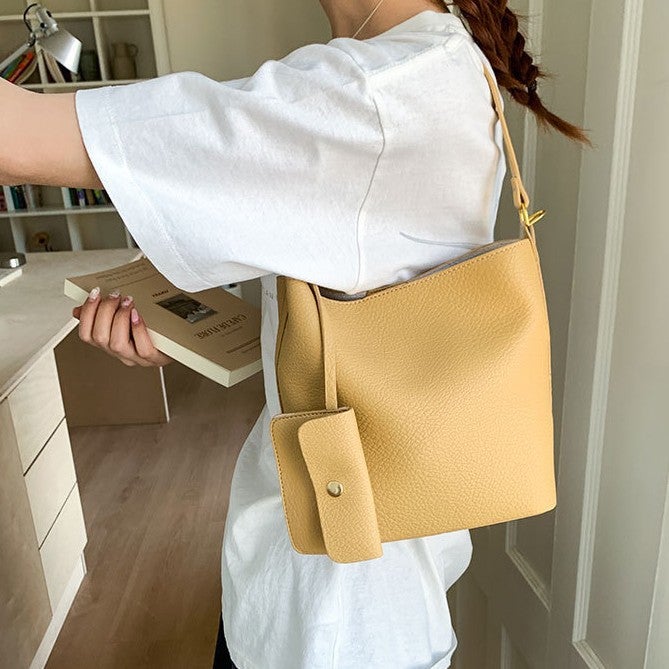 Retro Bucket Bag For Women Fashion Pebbled Pattern Large Capacity Commuter Shoulder Bag Fashionable Literary Mother-In-Law Bag - Image 2