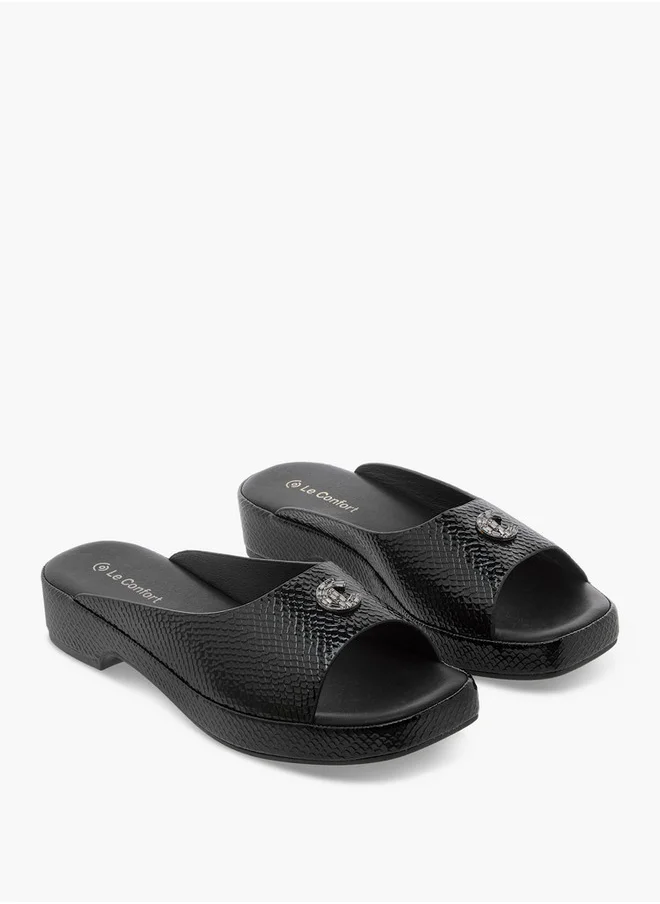 لو كونفورت Textured Slip-On Comfort Sandals