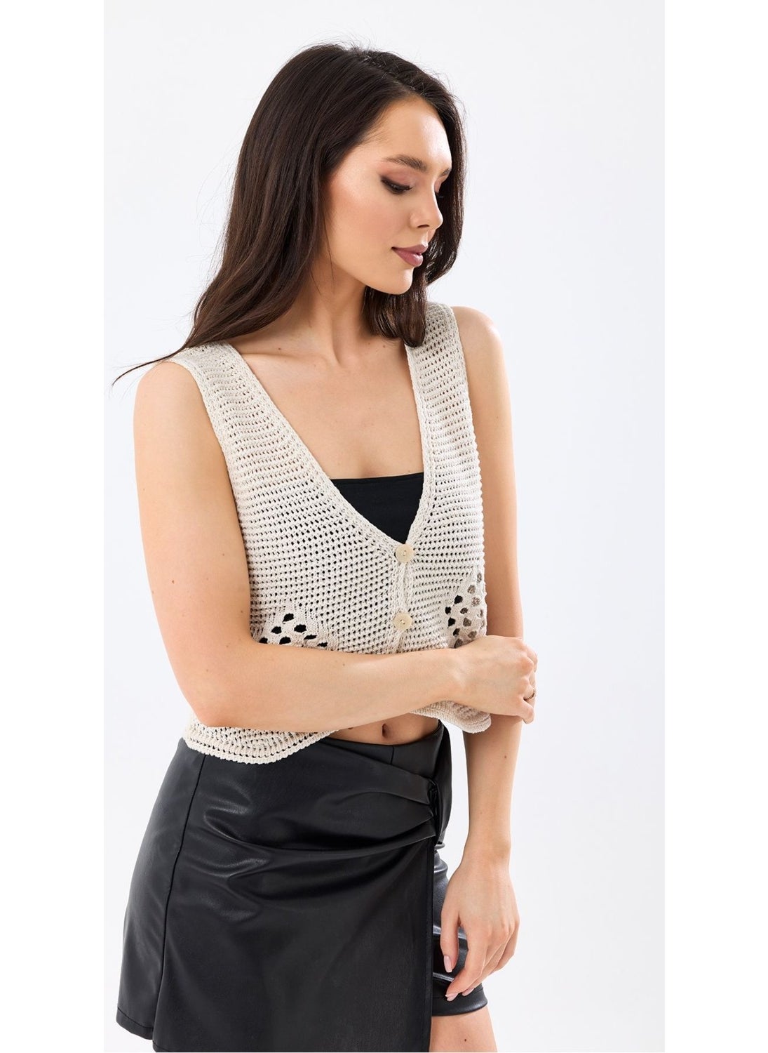 Women's Cream V Neck Openwork Summer Knitwear Vest - pzsku/Z7639E7A14C3E093E8E5BZ/45/_/1738779836/6705f26b-10c8-4683-bd8a-52cd6c54ca12