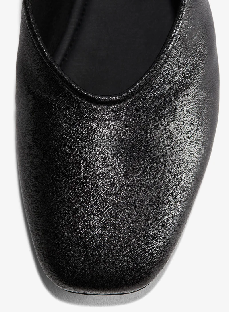 H&M Leather ballet pumps