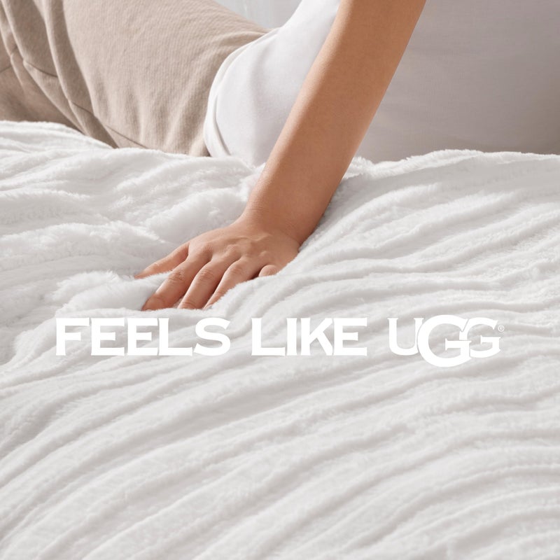 UGG Kenzie Full/Queen Comforter Set with 2 Pillow Shams Plush Faux Fur Bedding Soft Warm Down Alternative Comforter Washable Hypoallergenic Fluffy Blanket Set for Bedroom, Full/Queen Size, White Snow - Image 5
