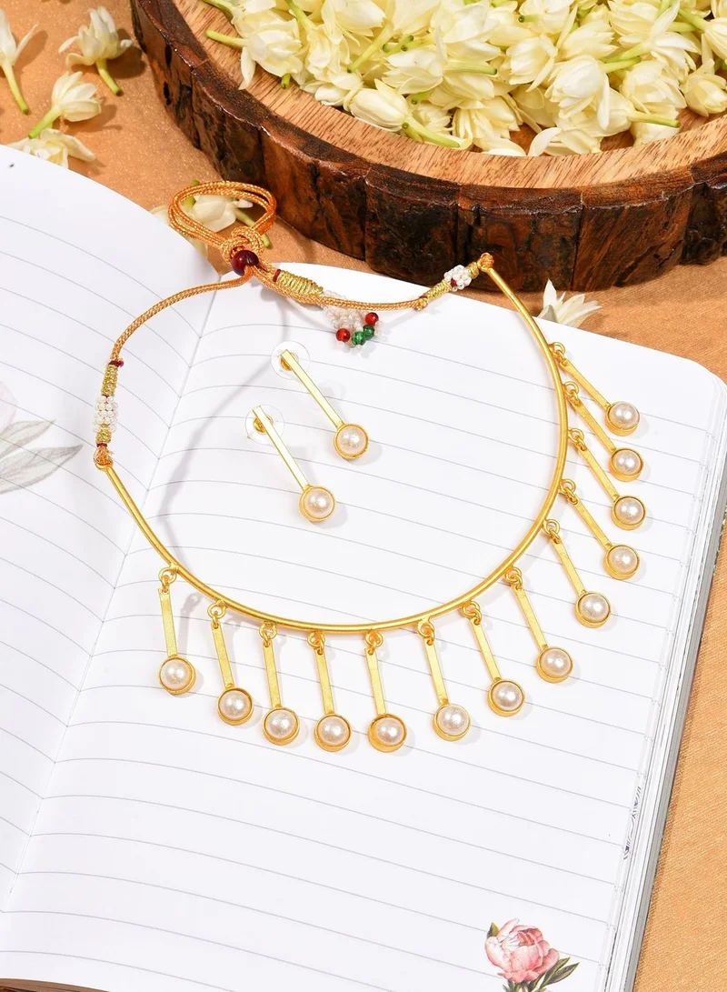 SOHI Gold Plated Designer Stone Necklace and Earring Set