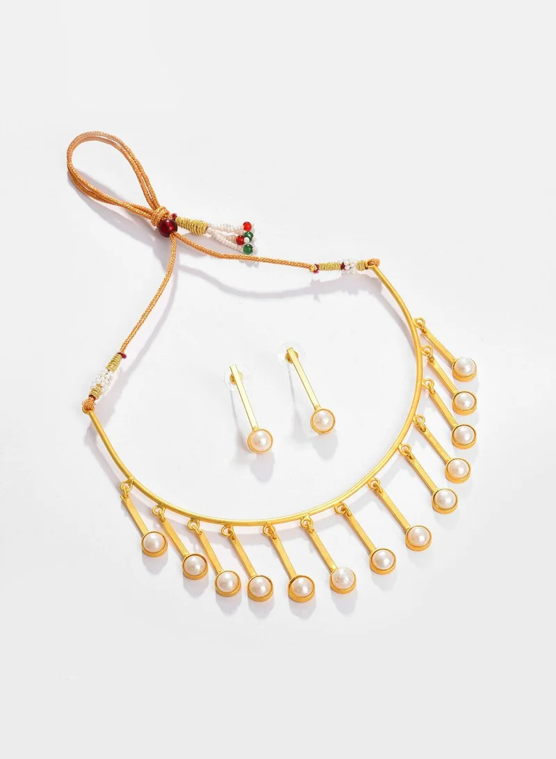 SOHI Gold Plated Designer Stone Necklace and Earring Set