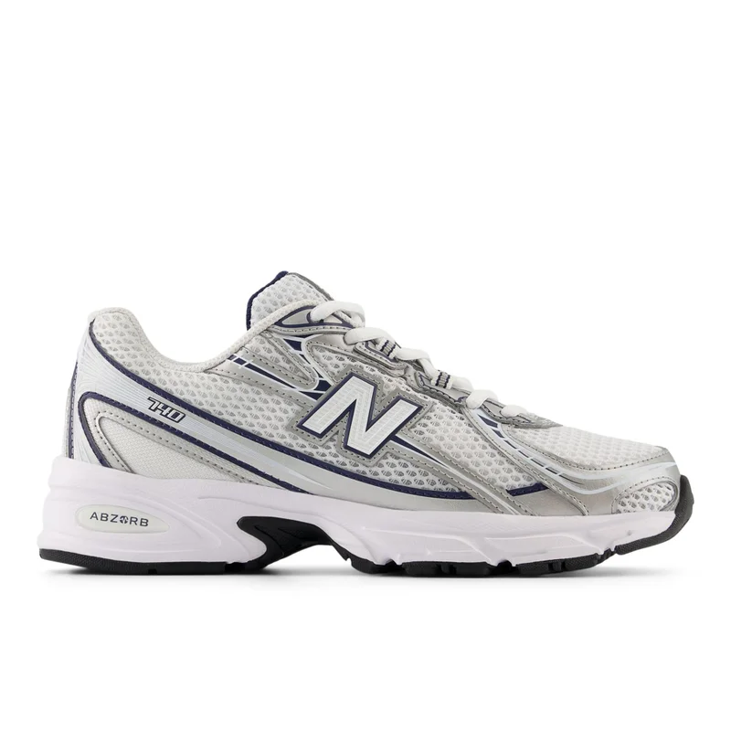 740 casual Sneakers (Standard Fit)