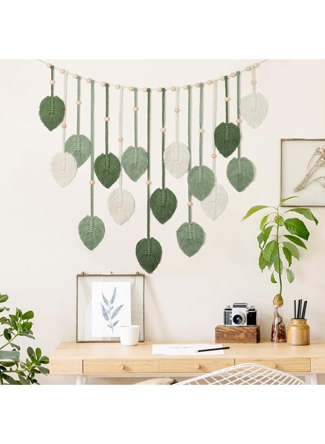 انتيكيانو قطعة فنية كبيرة تُضفي لمسة طبيعية وأنيقة على أي غرفة. مصنوعة يدويًا من خيوط مكرمية بتصميم أوراق منسوجة بلون أخضر هادئ، تضيف لمسة بوهيمية ساحرة إلى غرف النوم، المعيشة، أو حتى غرف الأطفال. مثالية لعشاق الديكور اليدوي والطبيعي. - Image 3