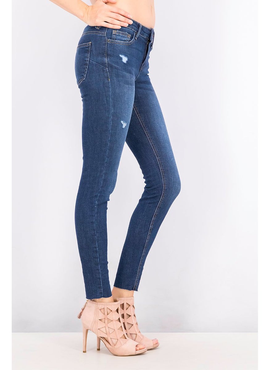 Bershka Women Skinny Fit Wash Stretchable Denim, Blue Wash  - Image 2