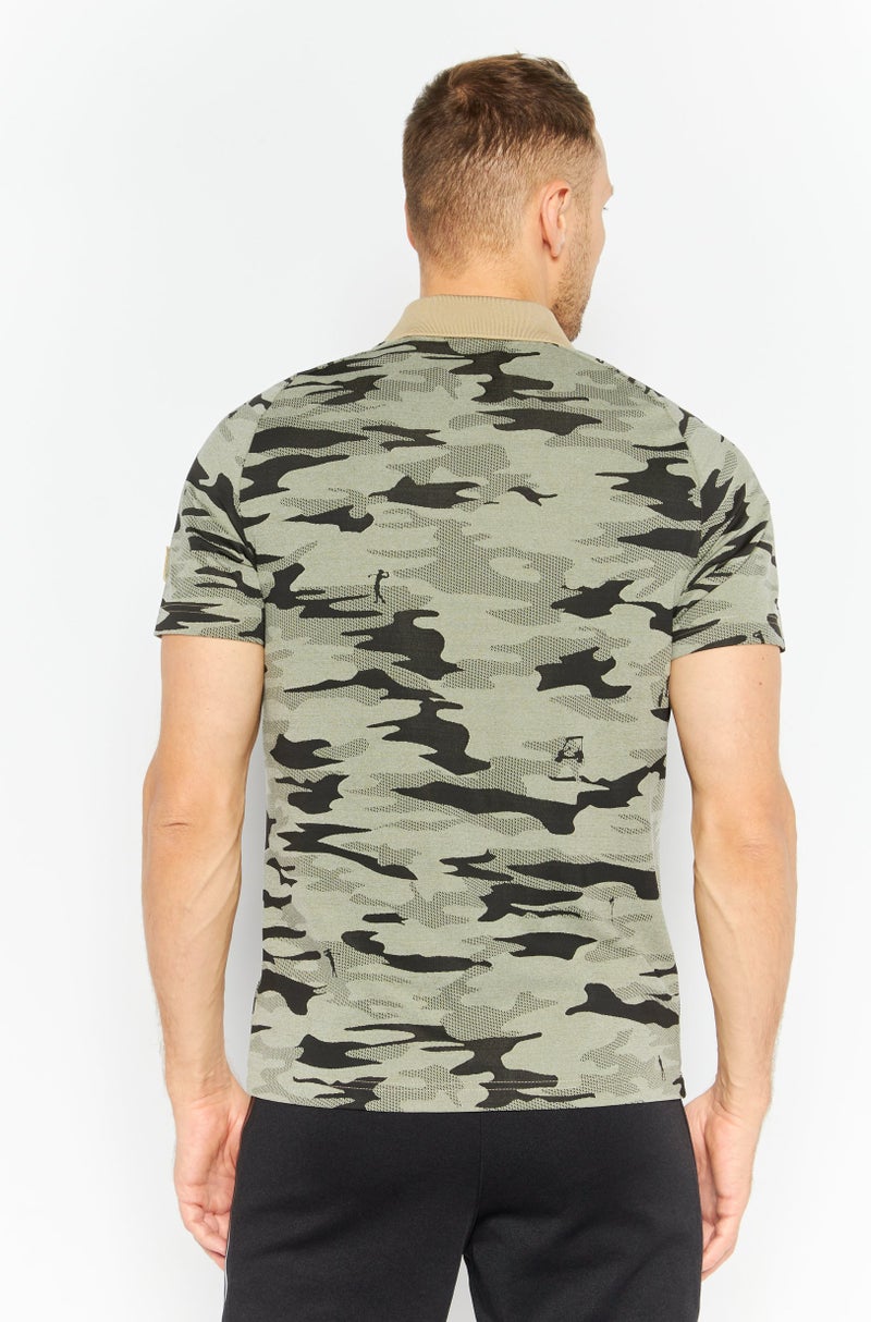 Adidas قميص بولو قصير الأكمام للرجال بلياقة بدنية وياقة منتشرة، مجموعة سوداء - Image 4