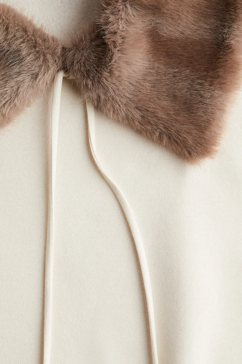 اتش اند ام سويت شيرت بياقة