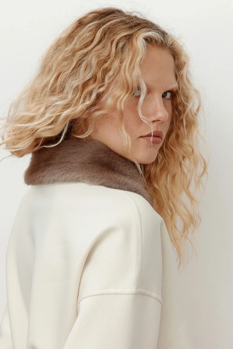 اتش اند ام سويت شيرت بياقة