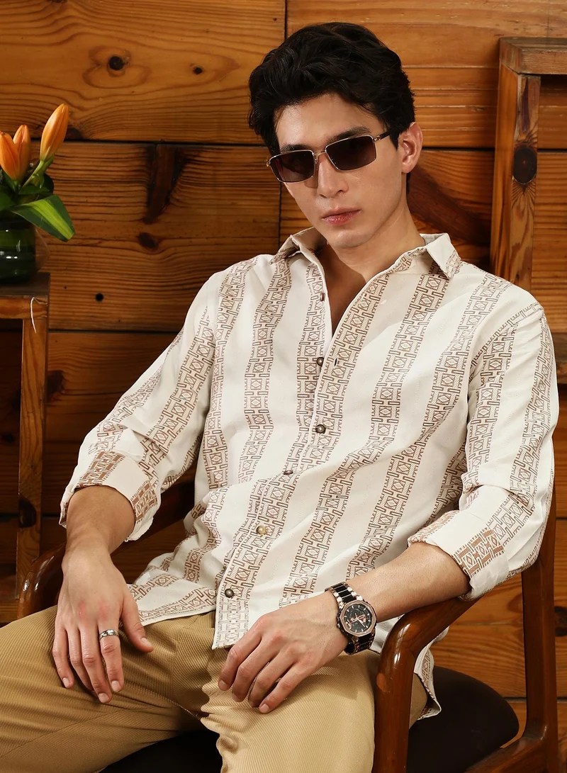 كامبوس سوترا Campus Sutra Men's Ash Brown & Off-White Indie-Stripe Jacquard Shirt | Spread Collar , Long  Cuffed Sleeves , Button Closure | Geometric-Stripes Jacquard | Cotton-Blend Shirt For Casual Wear