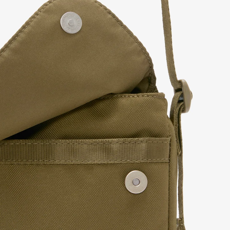 نايكي Women's Sportswear Futura 365 Cross-body Bag