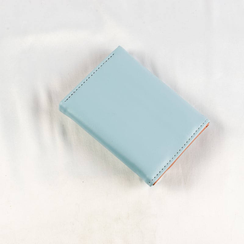 محفظة وحاملة بطاقات جلد أزرق تحتوي على جيوب متعددة للنقود والبطاقات - Image 2