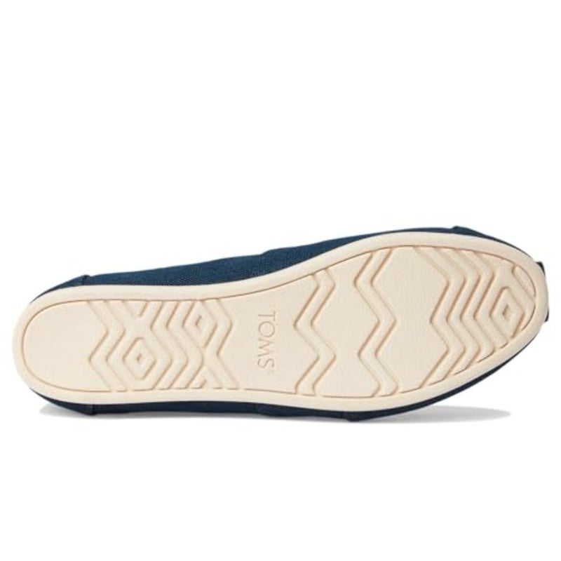 حذاء نسائي من TOMS Alpargata Espadrille - Image 4