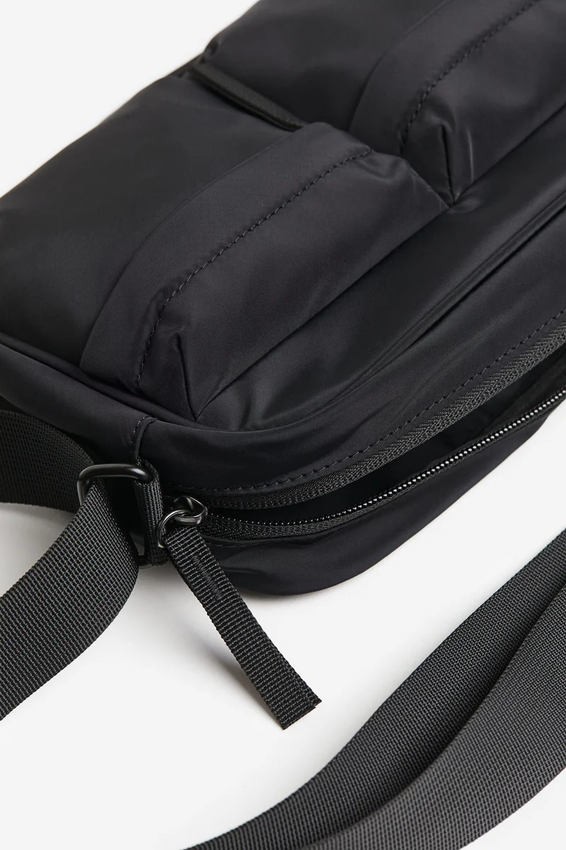 H&M Shoulder bag