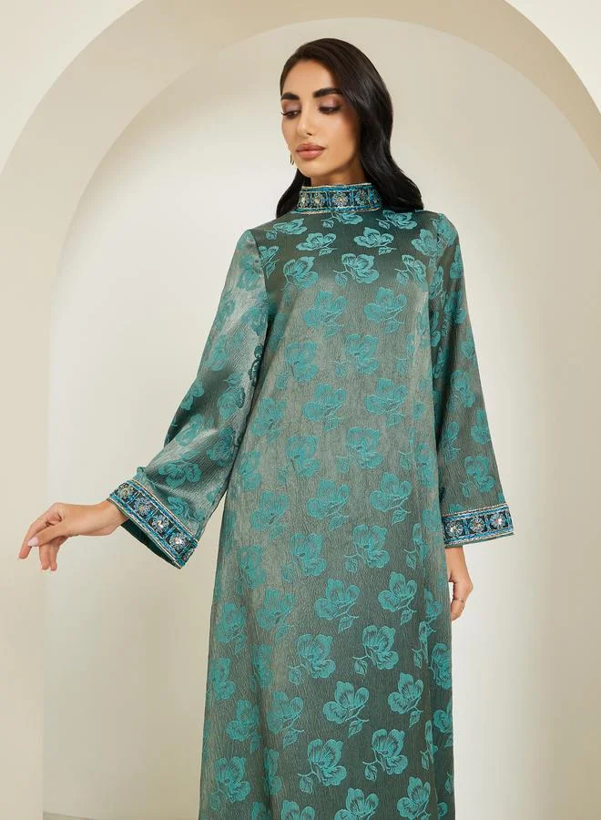 أميرة جلابية جاكار بياقة قائمة وتفاصيل دانتيل