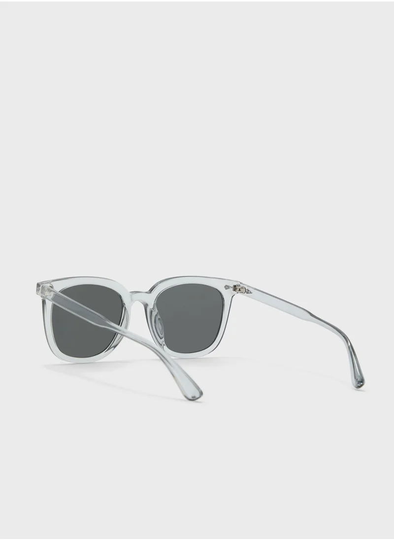 Seventy Five Casual Wayfarer Sunglasses