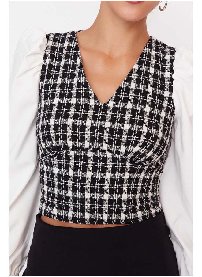 Black Crop Fitted Tweed Woven Blouse TWOAW23BZ00521 - pzsku/Z765AC082B93FFA3F26A8Z/45/_/1737375592/425a2055-8409-4ef3-8eff-7dbb0fe19aec