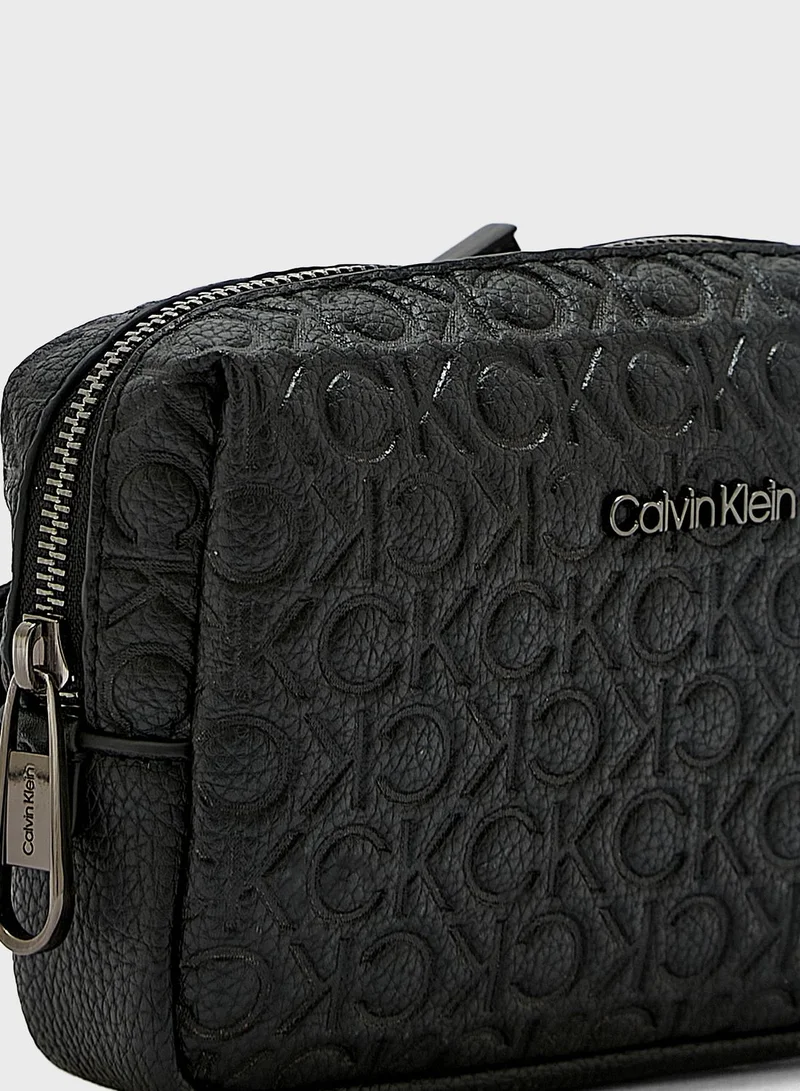 CALVIN KLEIN Logo Messenger Bag
