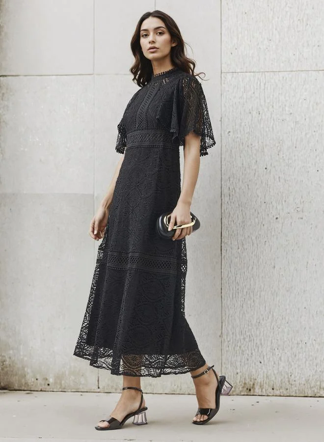 2Xtremz Lace Accent 2Xtremz A-line Midi Polyester Dress with Flutter Sleeves