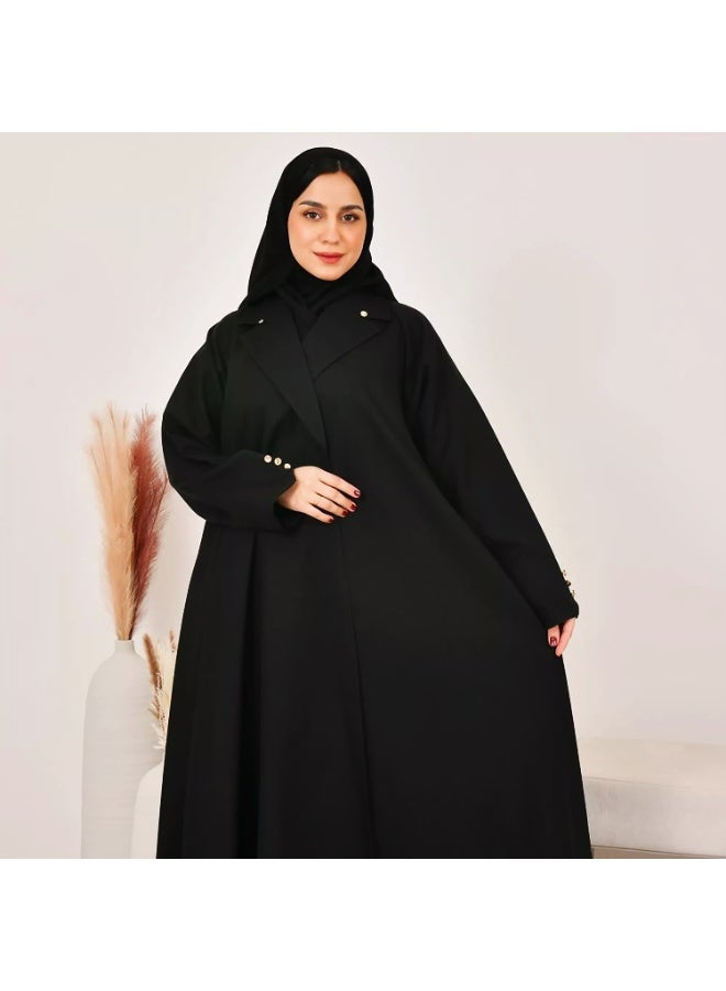 عباية سوداء داكنة بياقة على شكل حرف V مع أزرار ذهبية من قماش باربي مع وشاح أسود  - Image 4