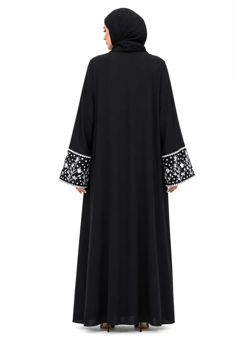عباءات ريم Embroidered Sleeve Abaya with Matching Sheila