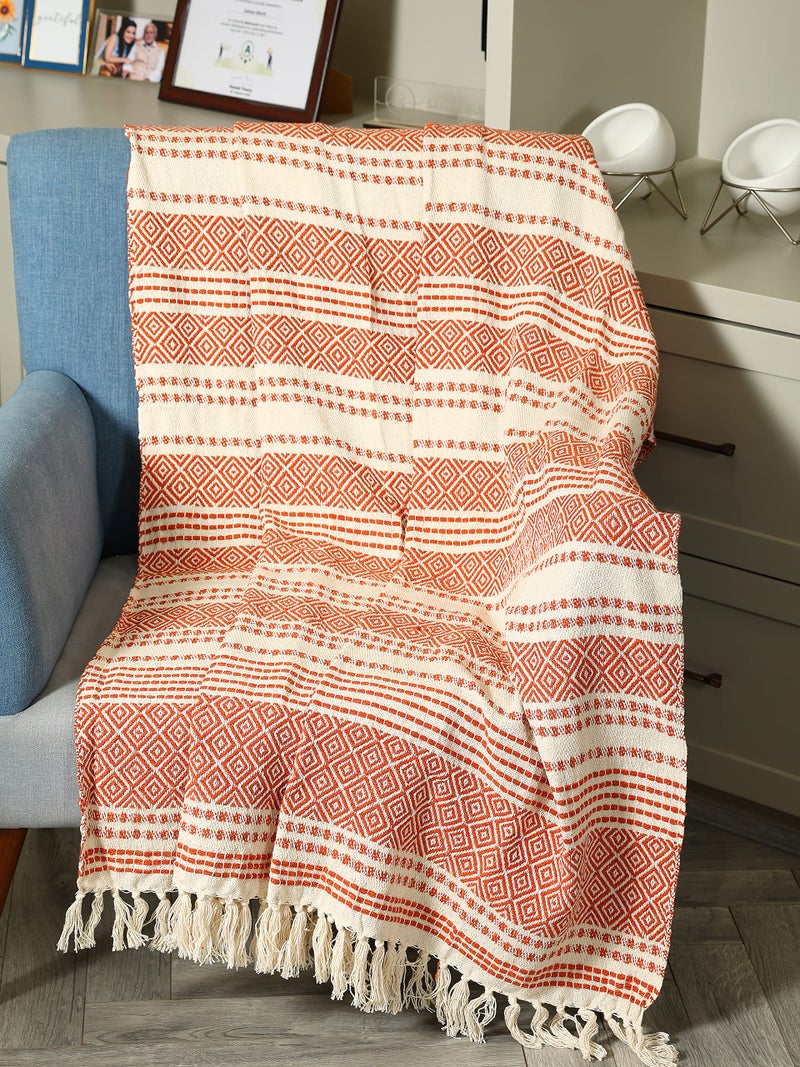 SASHAA WORLD Geometric Blanket | Throw for Living Room, Sofa, Bed, Chair, Picnic & Used for Gift | Red and White Blanket | 1200g, 125x150 cm - Image 3