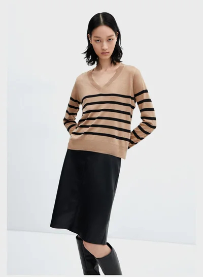مانجو V-Neck Cardigan