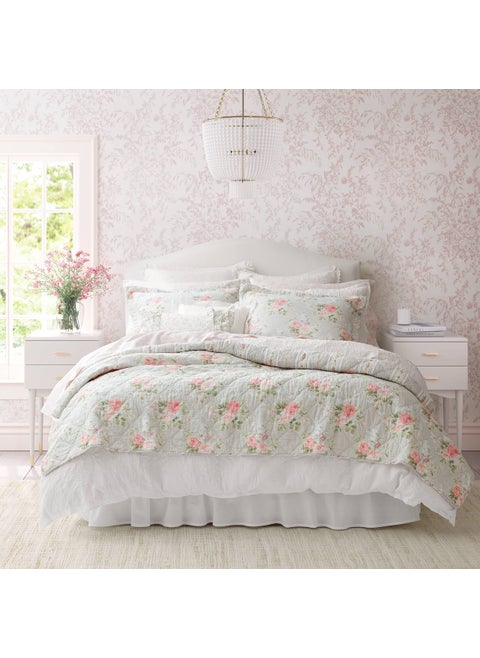 Laura Ashley King Quilt Set Reversible Cotton Bedding with Matching Shams Lightweight Home Decor for All Seasons Melany Pink King