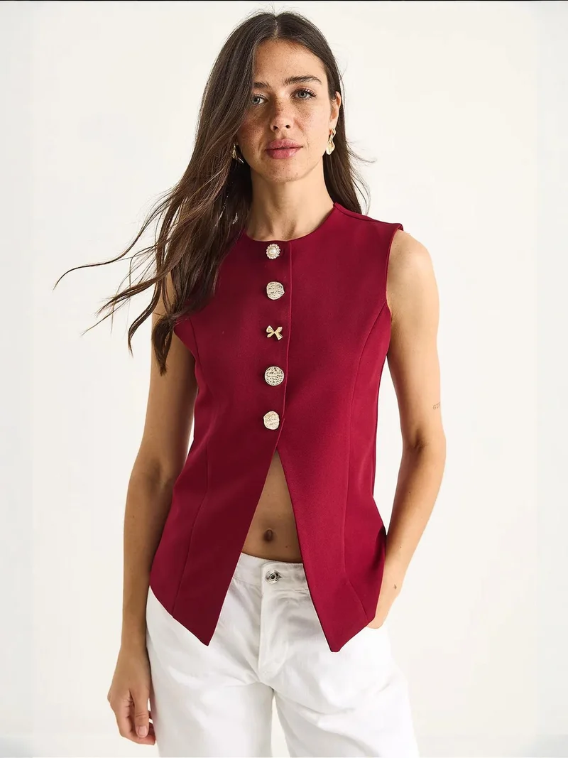 بيانكو لوتشي سترة خصر ضيقة بأزرار وياقة قميص